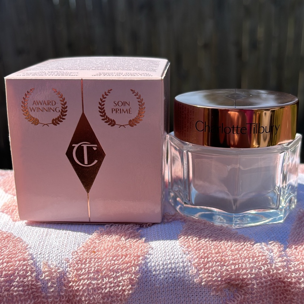 Charlotte Tilbury Magic Cream Moisturizer With Hyaluronic Acid